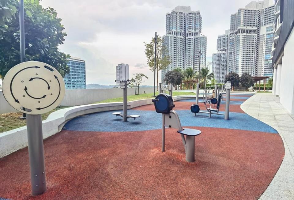 1519 Almas Suites Seaview Sunrise Netflix By Stay Nusajaya  Zewnętrze zdjęcie