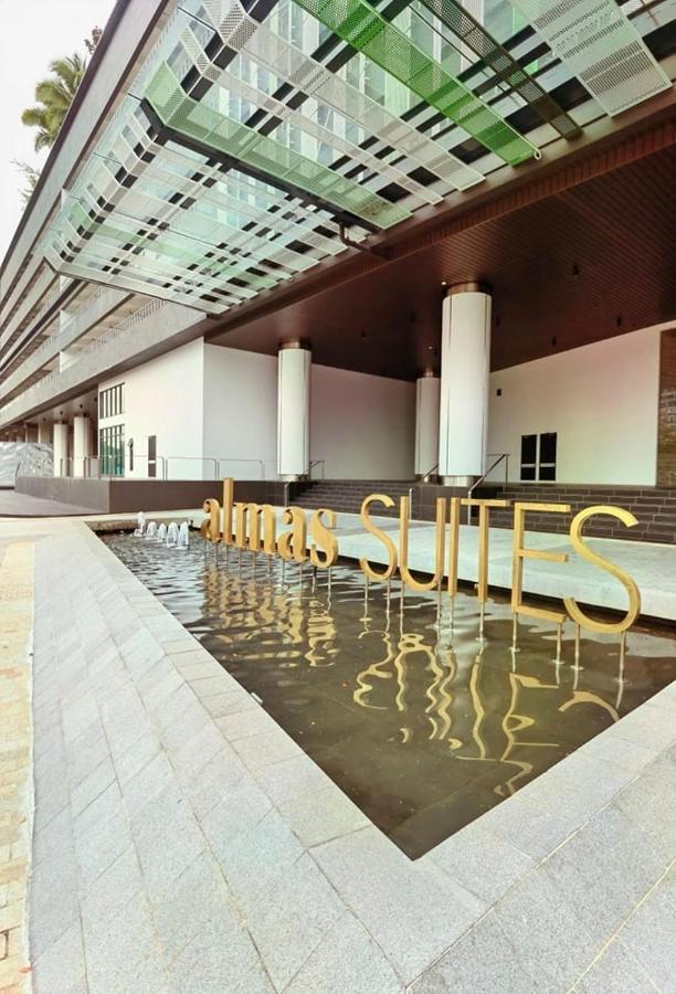 1519 Almas Suites Seaview Sunrise Netflix By Stay Nusajaya  Zewnętrze zdjęcie