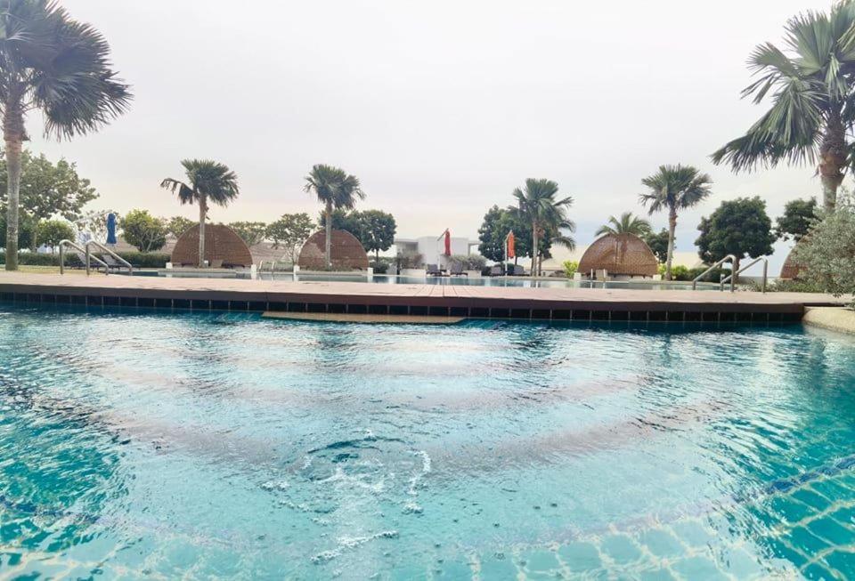 1519 Almas Suites Seaview Sunrise Netflix By Stay Nusajaya  Zewnętrze zdjęcie